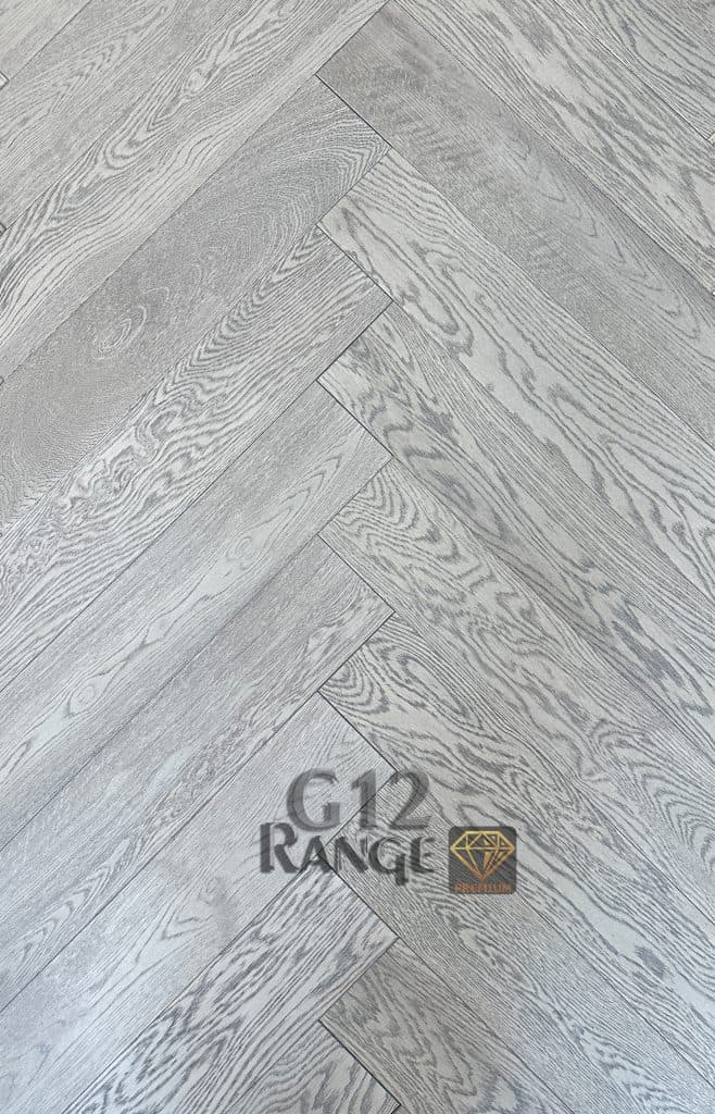 London Smoked Grey Engineered Oak Herringbone Flooring - Gallery vertical room perspective