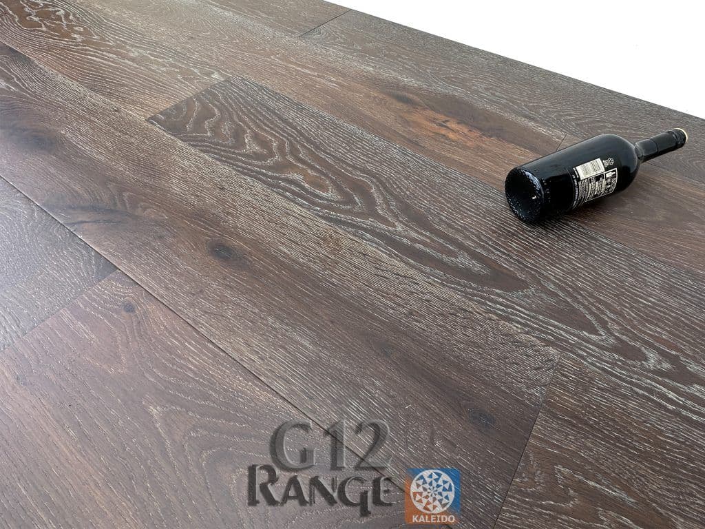 luxury-dark-oak-plank-london-interior.webp - dark oak engineered planks in a luxury London space
