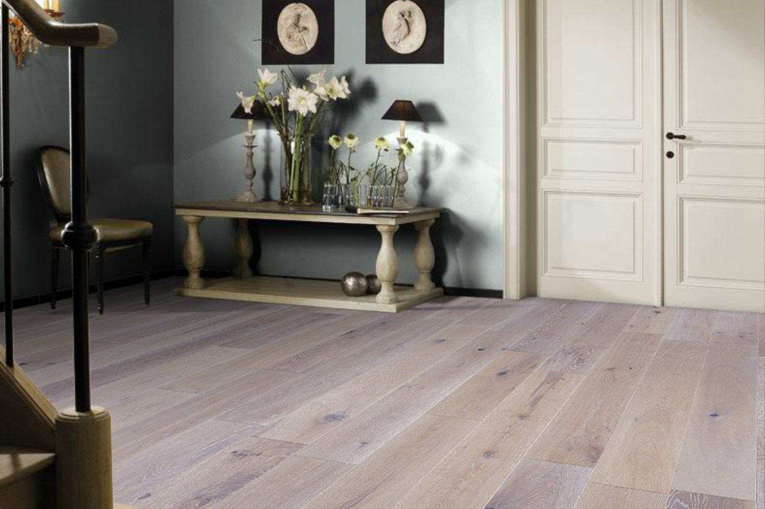 Oak Engineered Flooring | 1860x189x15/4mm | Smoked & Brushed White UV Lacquered
