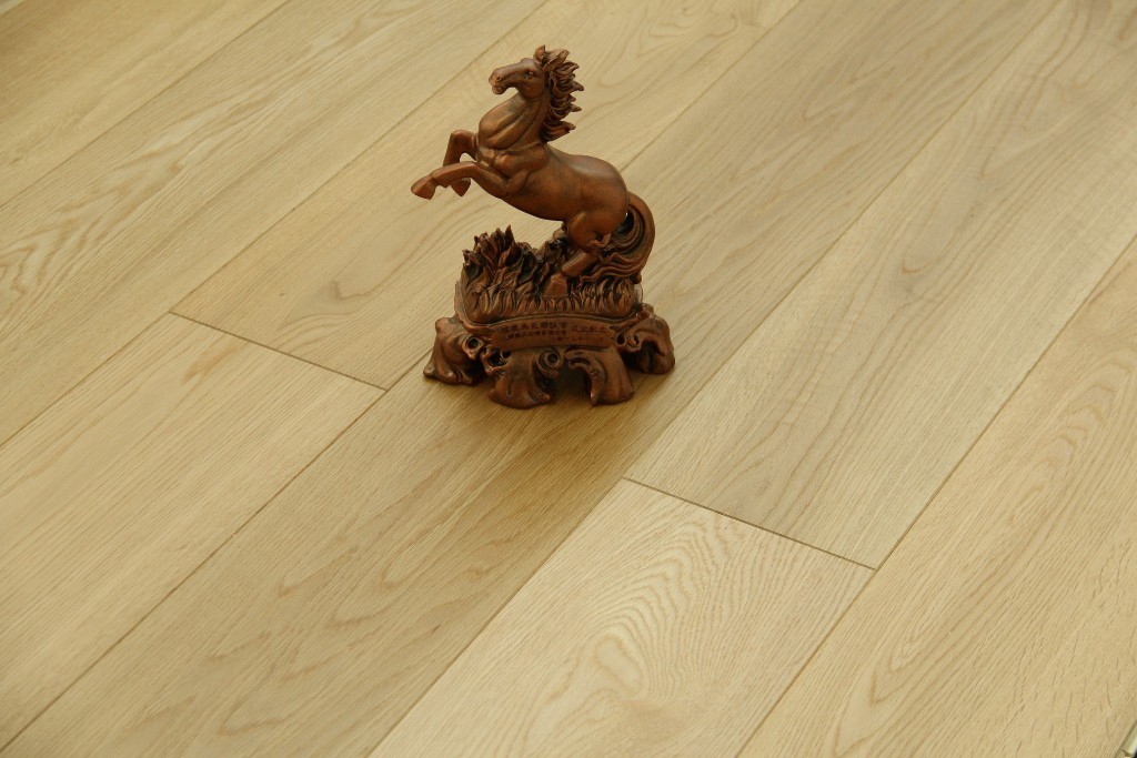 Oak Engineered Flooring | 1860x189x14/3mm   | UV Oiled