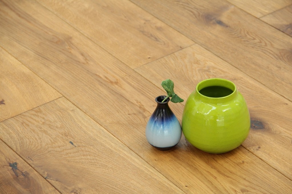 Oak Engineered Flooring | 1900x190x20/6mm | Smoked, Hand scraped,Natural oiled